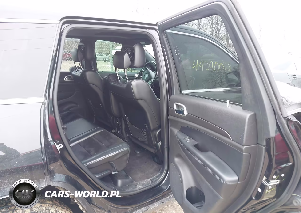 2015 Jeep Grand Cherokee Altitude VIN:1C4RJFAG5FC227601 - 8