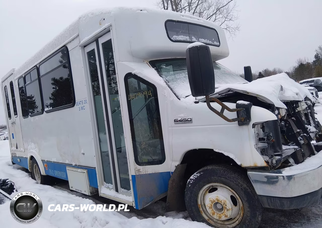 2018 Ford E-450 Cutaway VIN:1FDFE4FS3JDC37860 - 13