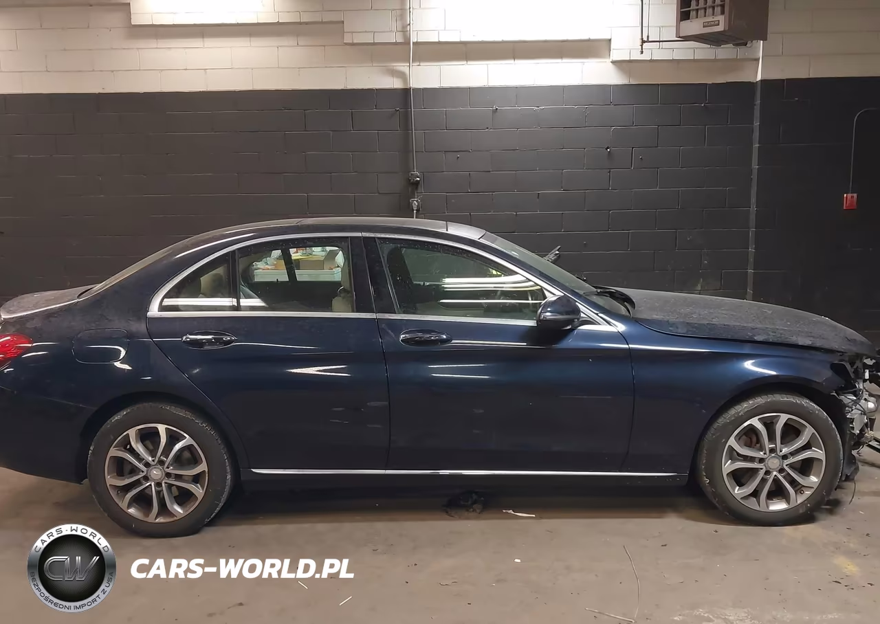 2017 Mercedes-Benz C 300 4Matic VIN:55SWF4KBXHU203312 - 14