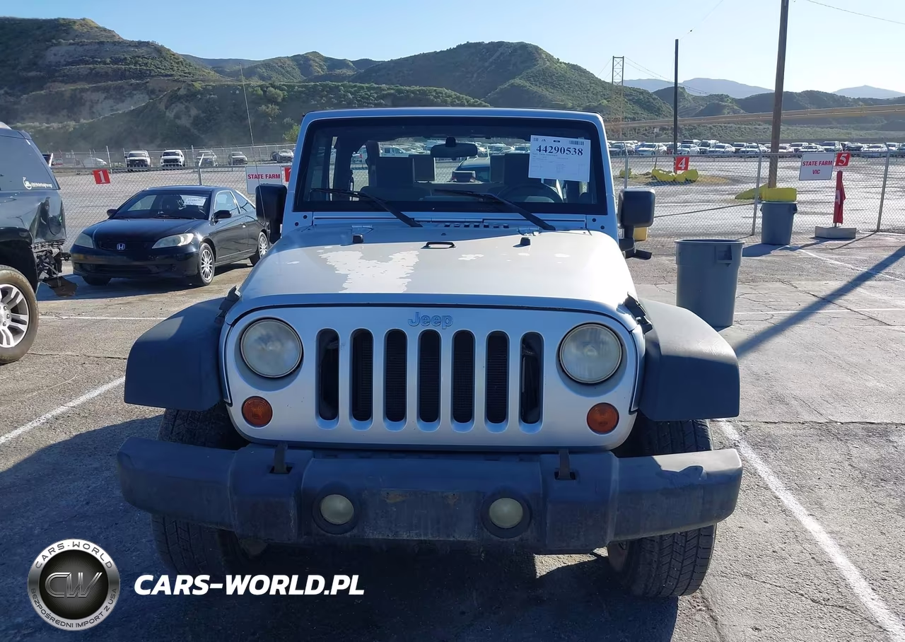 2008 Jeep Wrangler X VIN:1J4FA24138L595632 - 12