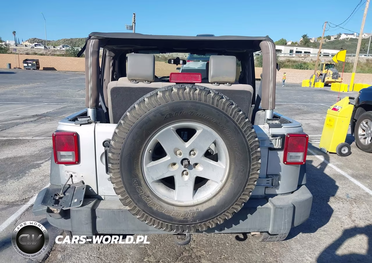 2008 Jeep Wrangler X VIN:1J4FA24138L595632 - 16