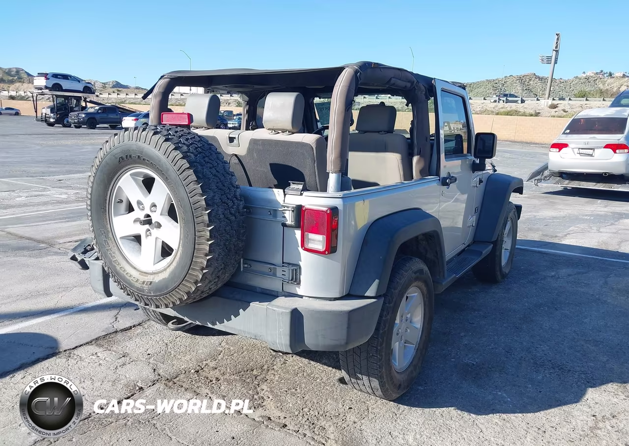 2008 Jeep Wrangler X VIN:1J4FA24138L595632 - 4