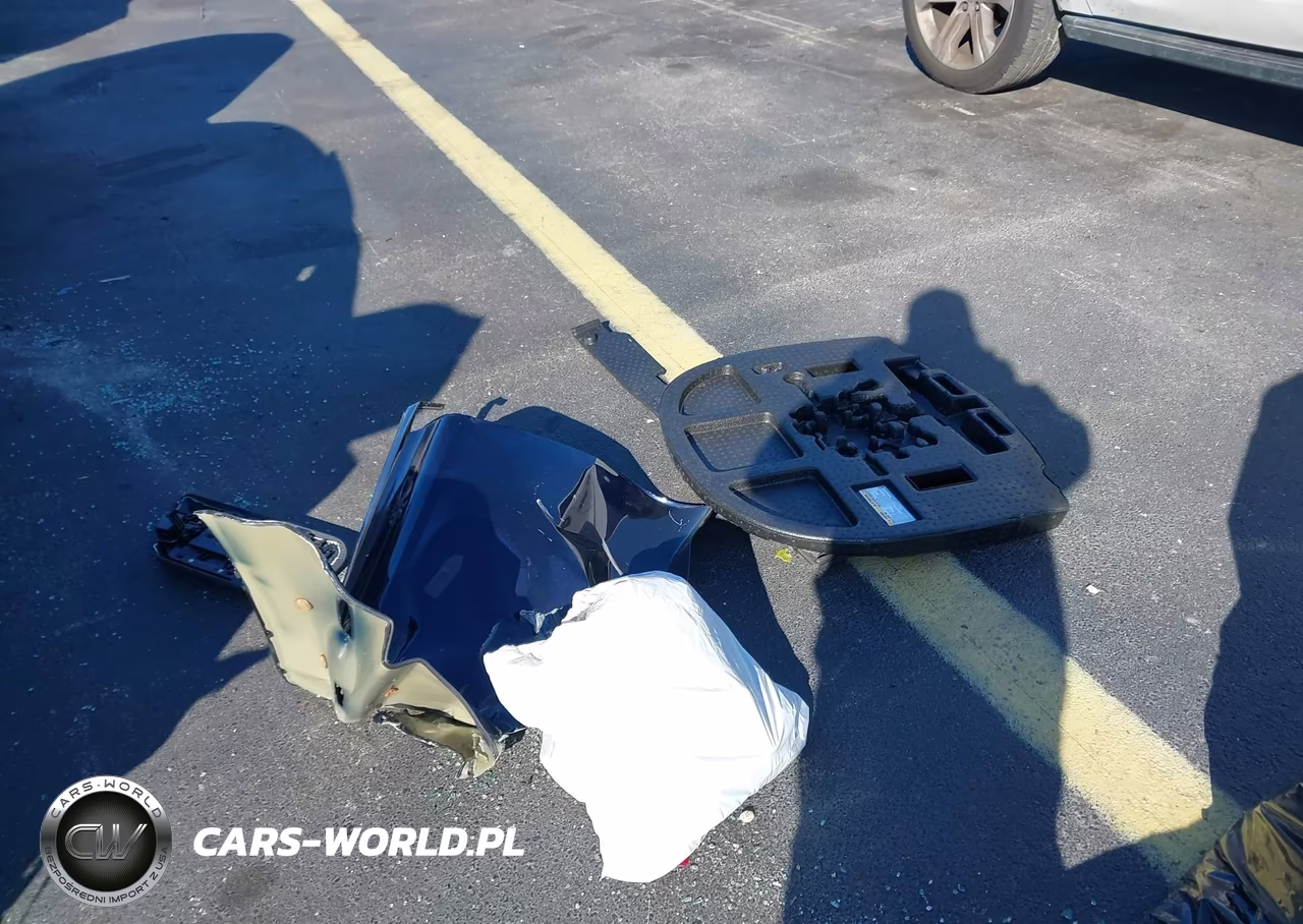 2021 Toyota Camry Le VIN:4T1C11AK6MU527891 - 12