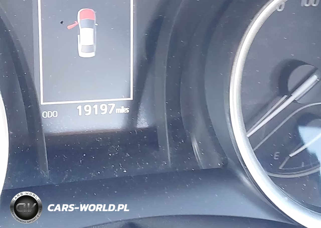 2021 Toyota Camry Le VIN:4T1C11AK6MU527891 - 16