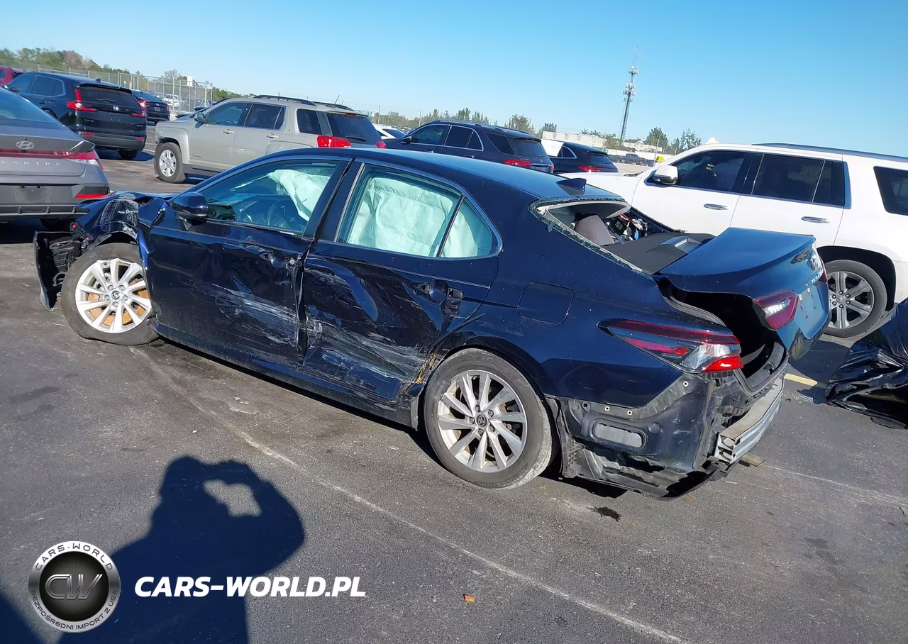 2021 Toyota Camry Le VIN:4T1C11AK6MU527891 - 3