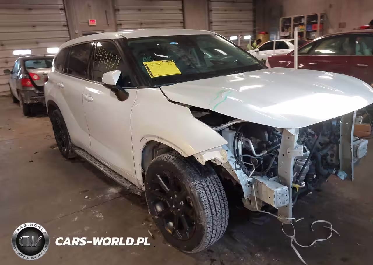 2022 Toyota Highlander L