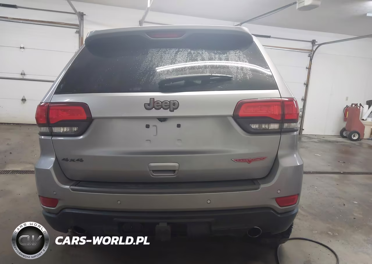 2020 Jeep Grand Cherokee Trailhawk 4X4 VIN:1C4RJFLG7LC117397 - 17