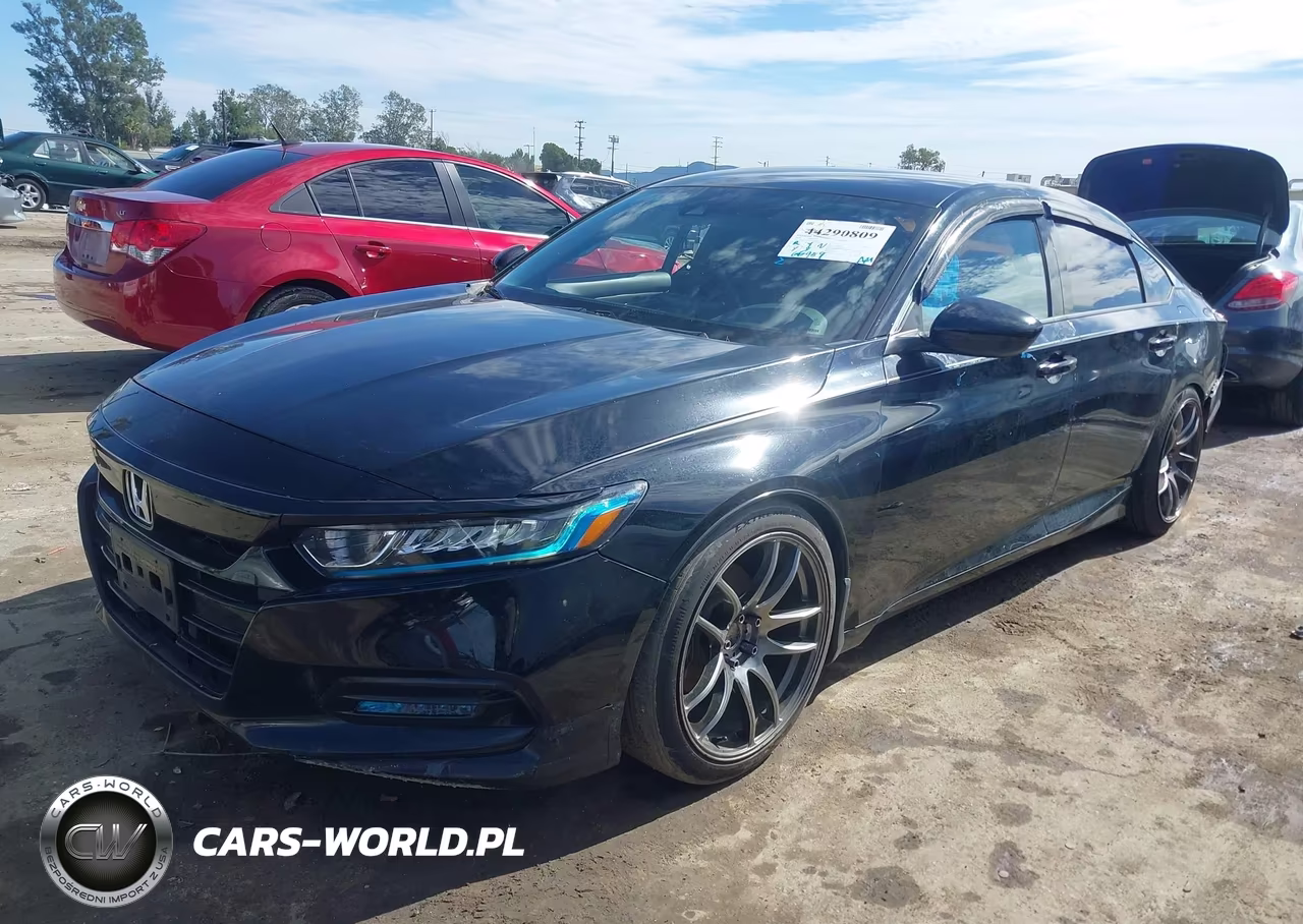 2019 Honda Accord Sport VIN:1HGCV1F3XKA158740 - 2