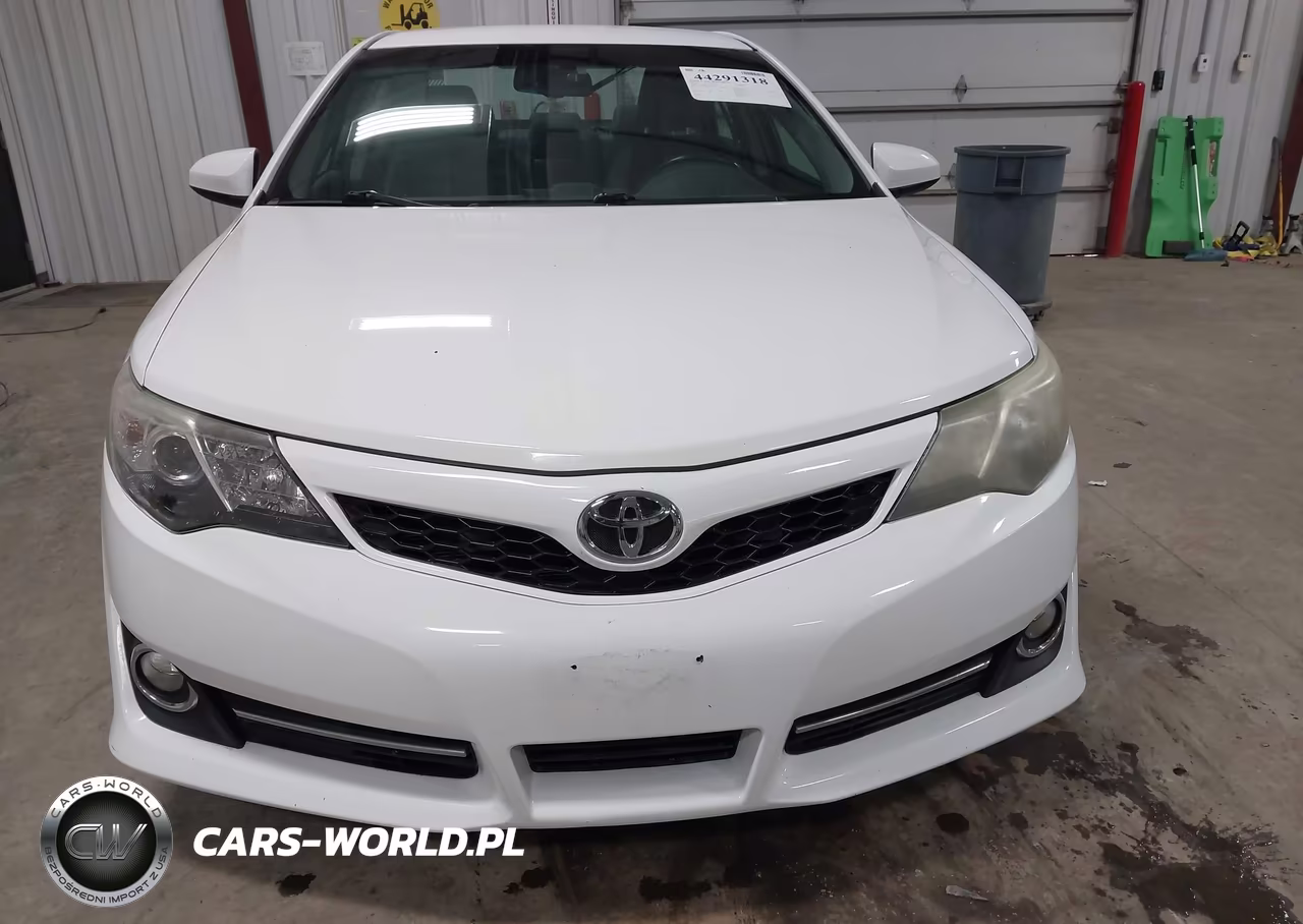 2014 Toyota Camry Se VIN:4T1BF1FK2EU752736 - 12