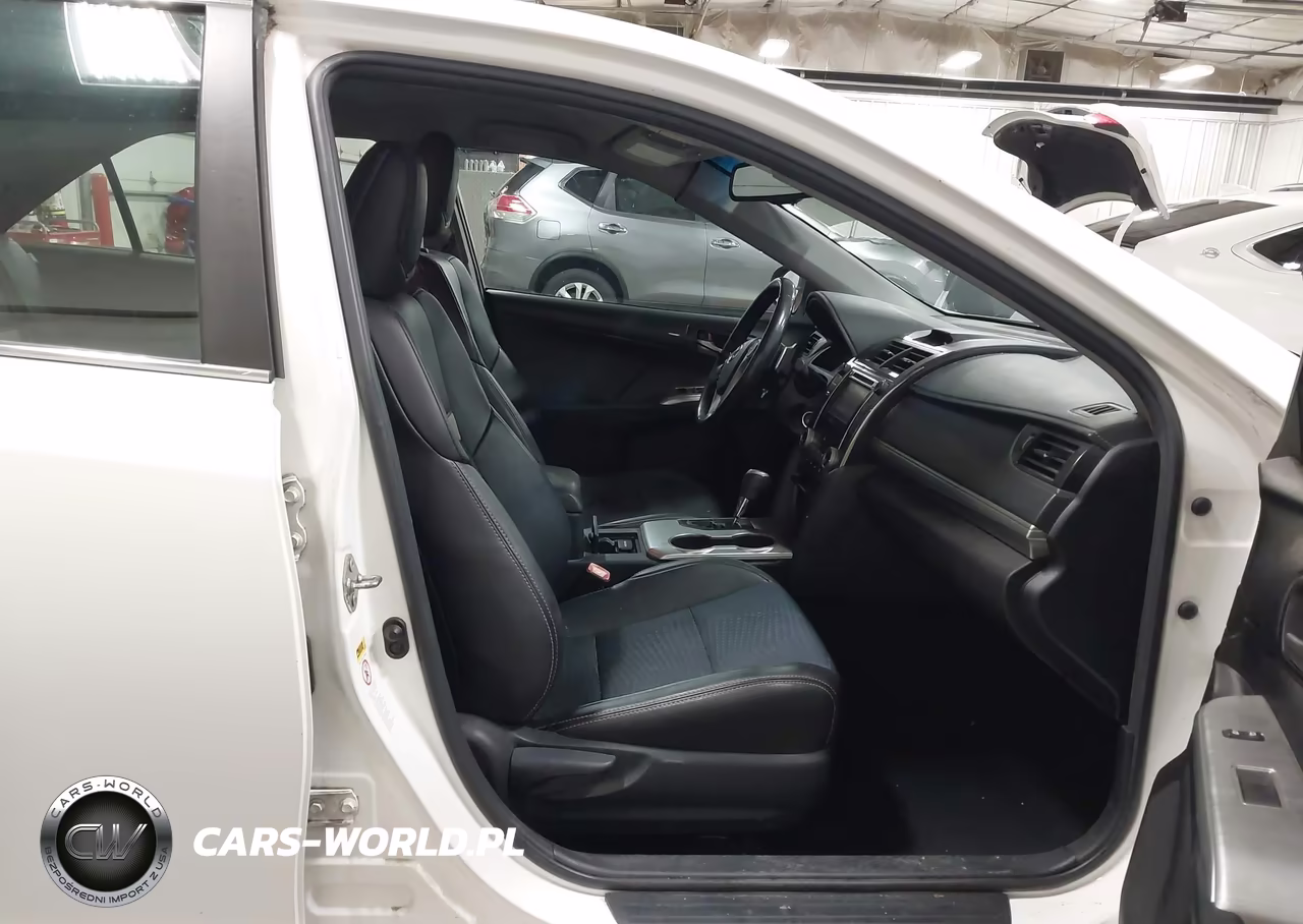 2014 Toyota Camry Se VIN:4T1BF1FK2EU752736 - 5