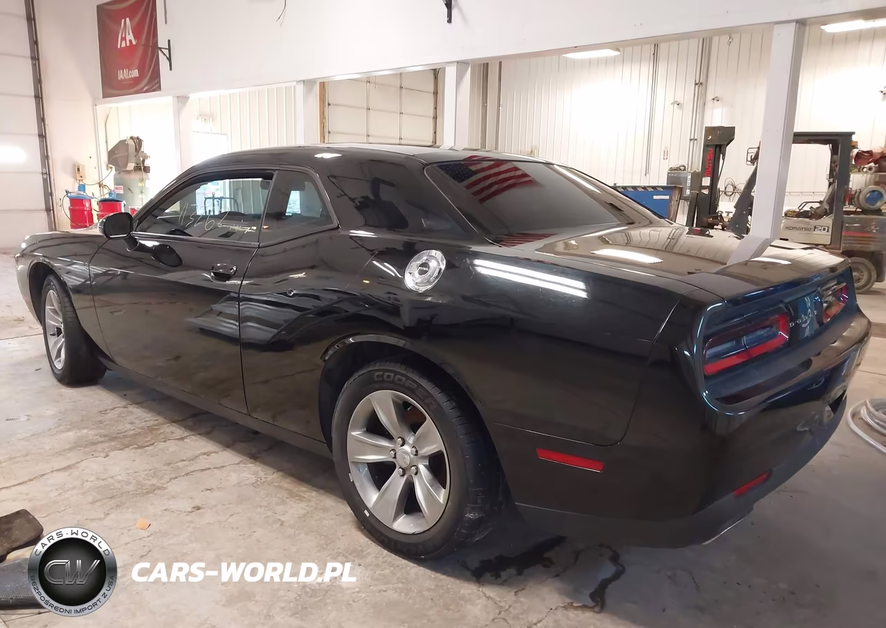 2016 Dodge Challenger Sxt VIN:2C3CDZAG6GH102110 - 3