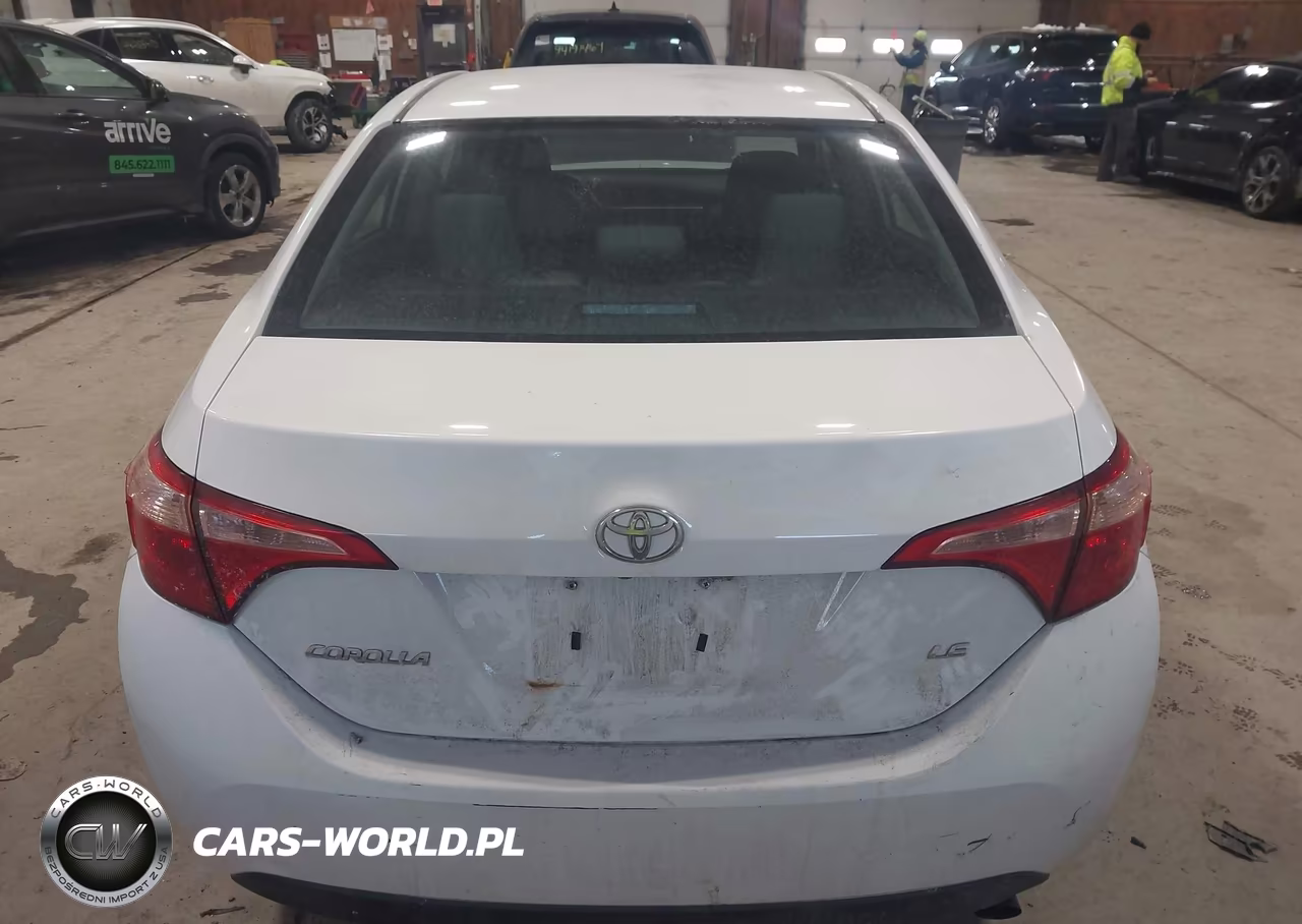 2018 Toyota Corolla Le VIN:2T1BURHEXJC075507 - 16