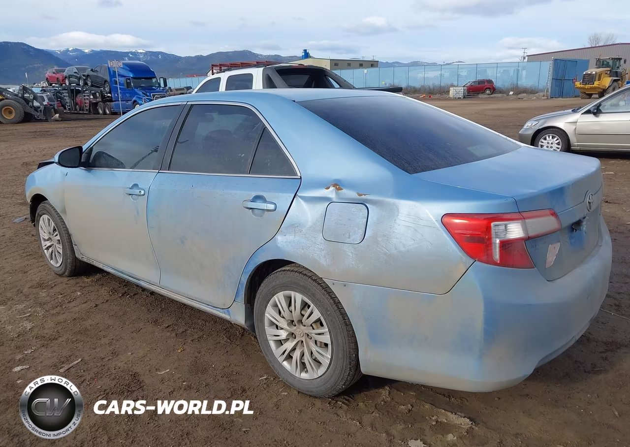 2012 Toyota Camry Le VIN:4T1BF1FK5CU537722 - 3
