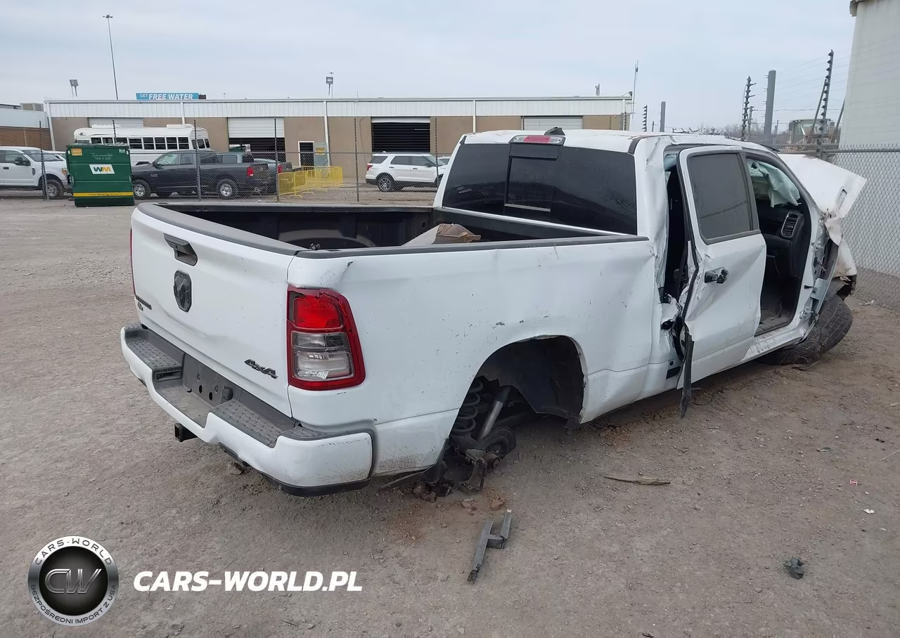2024 Ram 1500 VIN:1C6SRFMTXRN139999 - 4