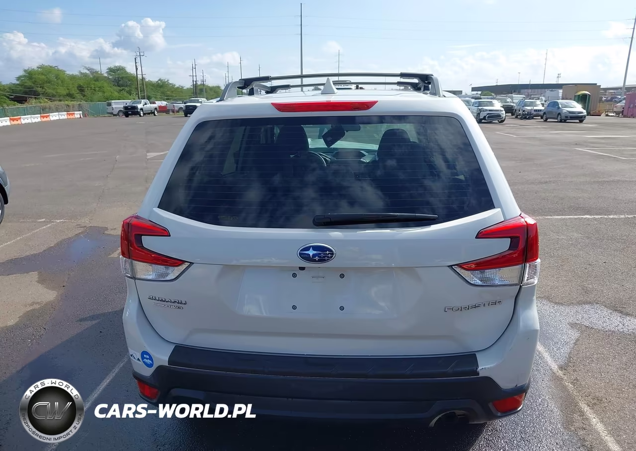 2019 Subaru Forester VIN:JF2SKACC2KH491272 - 17
