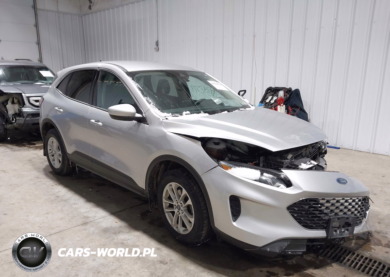 2020 Ford Escape Se