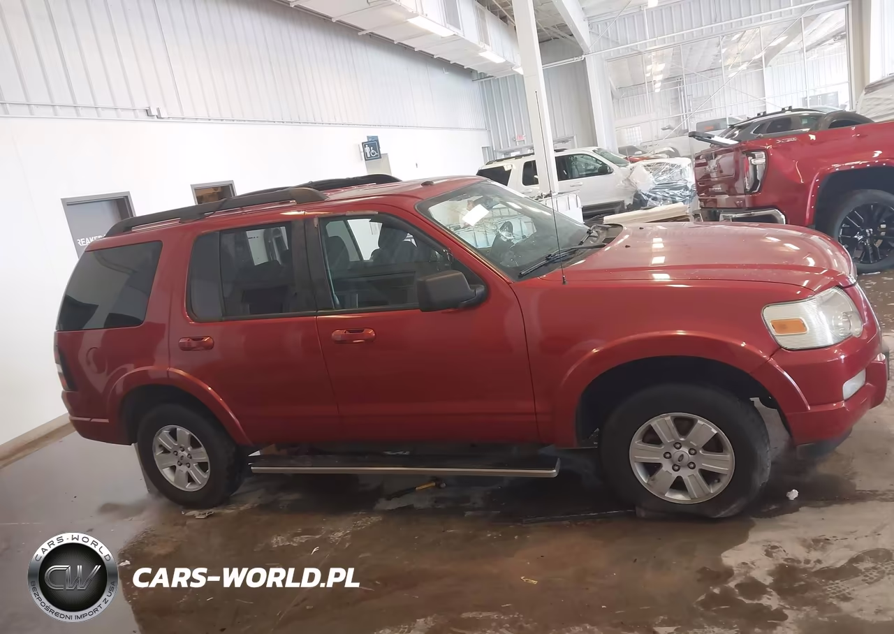 2010 Ford Explorer Xlt VIN:1FMEU6DE7AUA96718 - 13