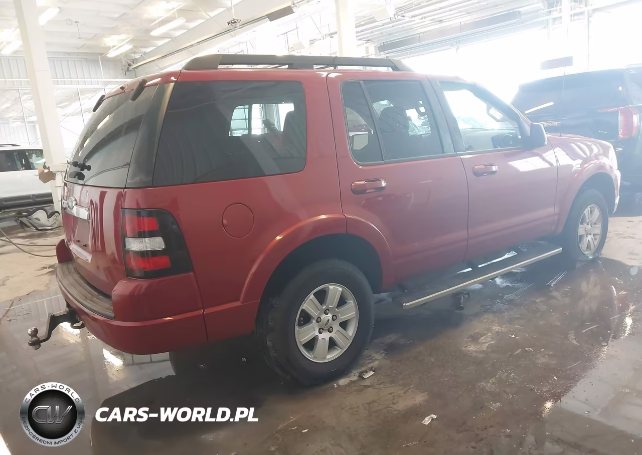 2010 Ford Explorer Xlt VIN:1FMEU6DE7AUA96718 - 4