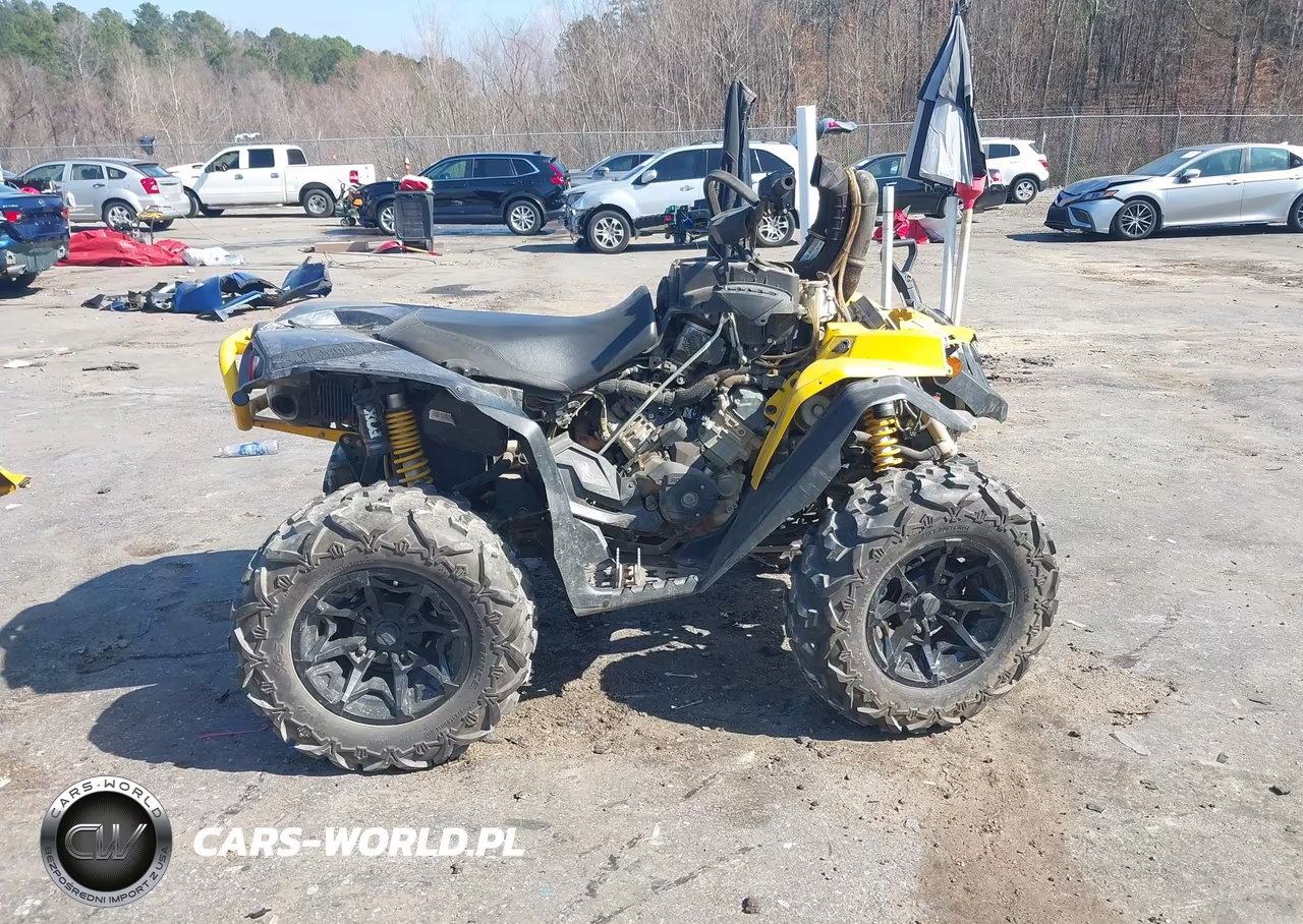 2021 Can-Am Renegade X Mr 1000R VIN:3JBMWAX46MJ000901 - 13