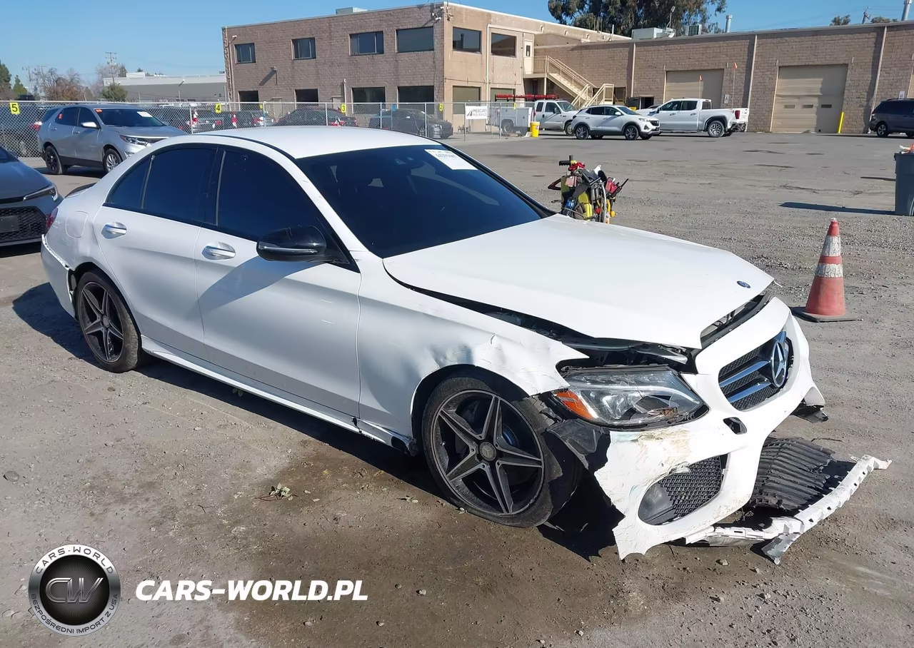2016 Mercedes-Benz C 300 Sport – zdjęcie 1 z 16