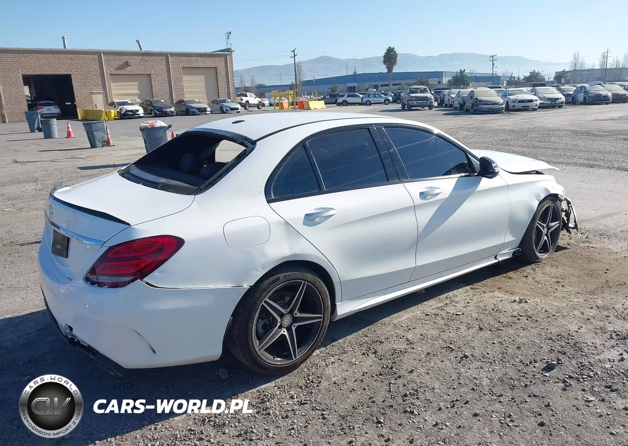 2016 Mercedes-Benz C 300 Sport VIN:55SWF4JB5GU125294 - 4