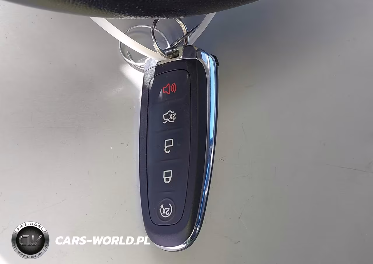 2014 Ford Focus Titanium VIN:1FADP3J24EL138750 - 11