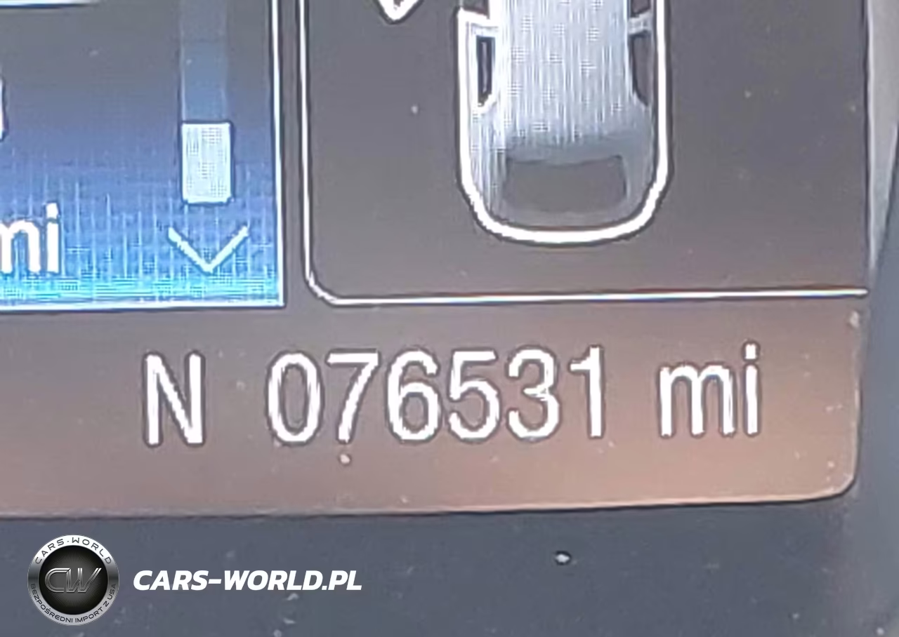 2014 Ford Focus Titanium VIN:1FADP3J24EL138750 - 16