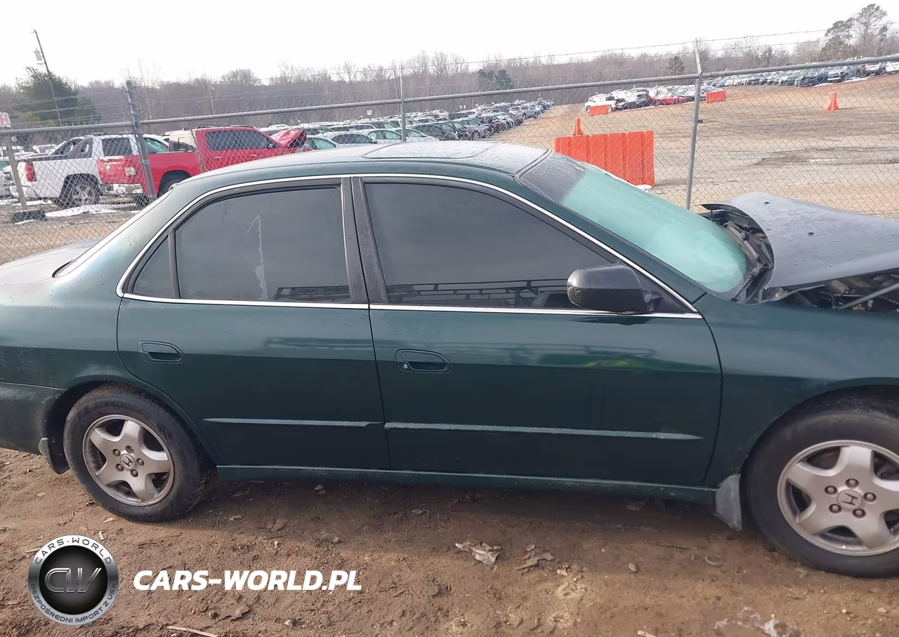 2000 Honda Accord 3.0 Ex VIN:1HGCG1656YA083880 - 12