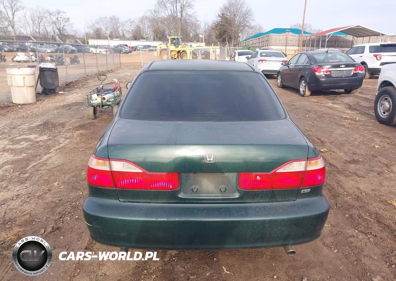 2000 Honda Accord 3.0 Ex VIN:1HGCG1656YA083880 - 15