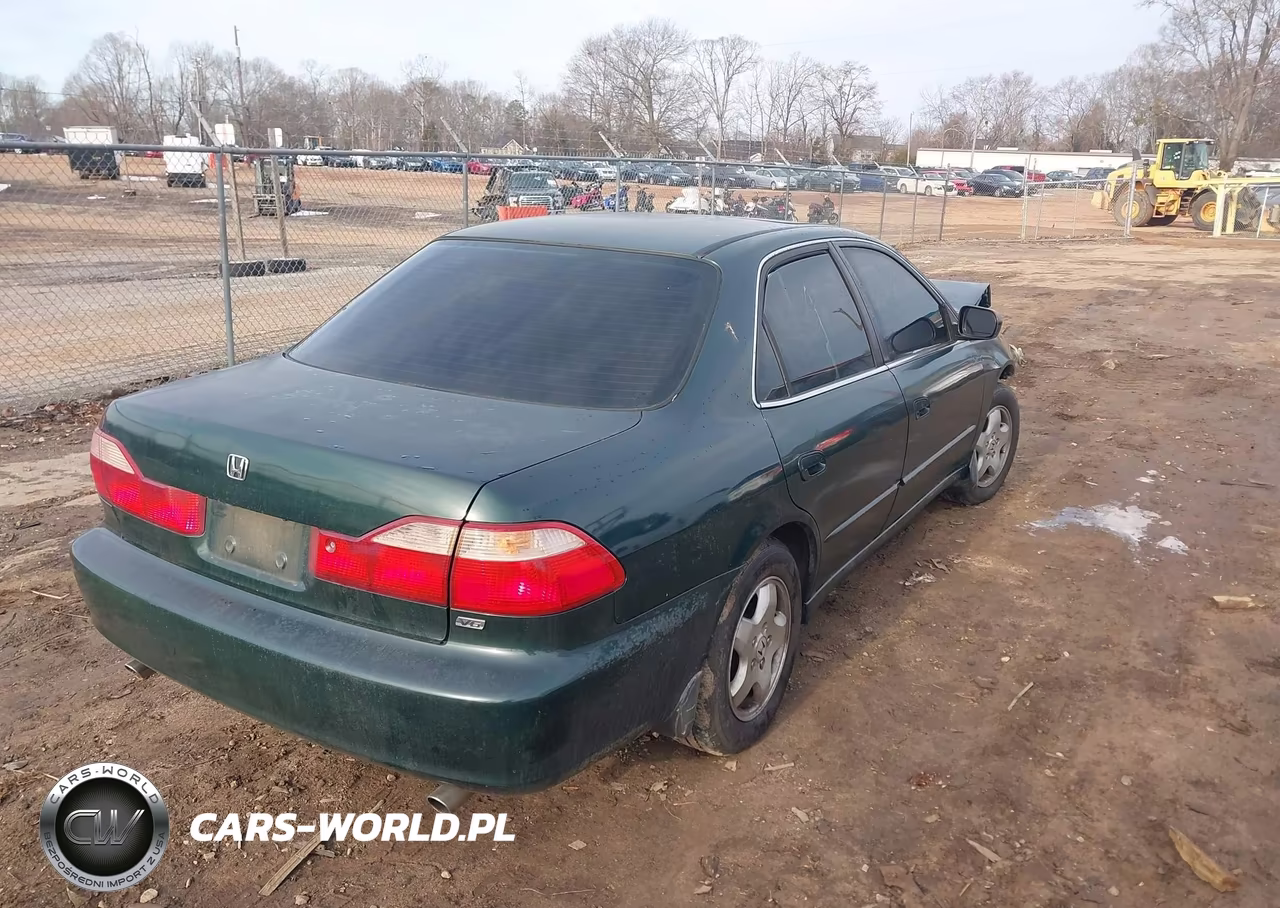 2000 Honda Accord 3.0 Ex VIN:1HGCG1656YA083880 - 4