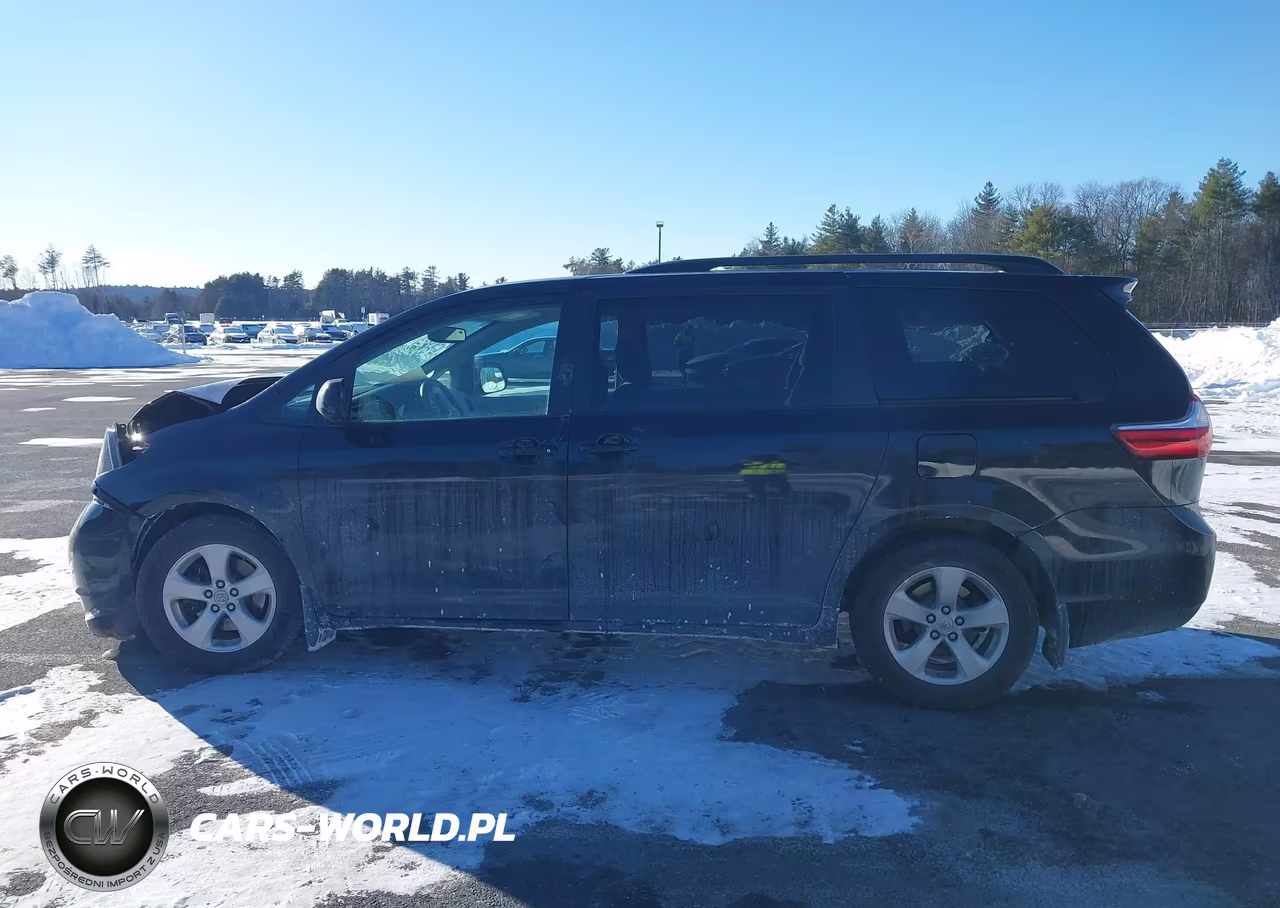 2017 Toyota Sienna Le 8 Passenger VIN:5TDKZ3DC3HS796725 - 14