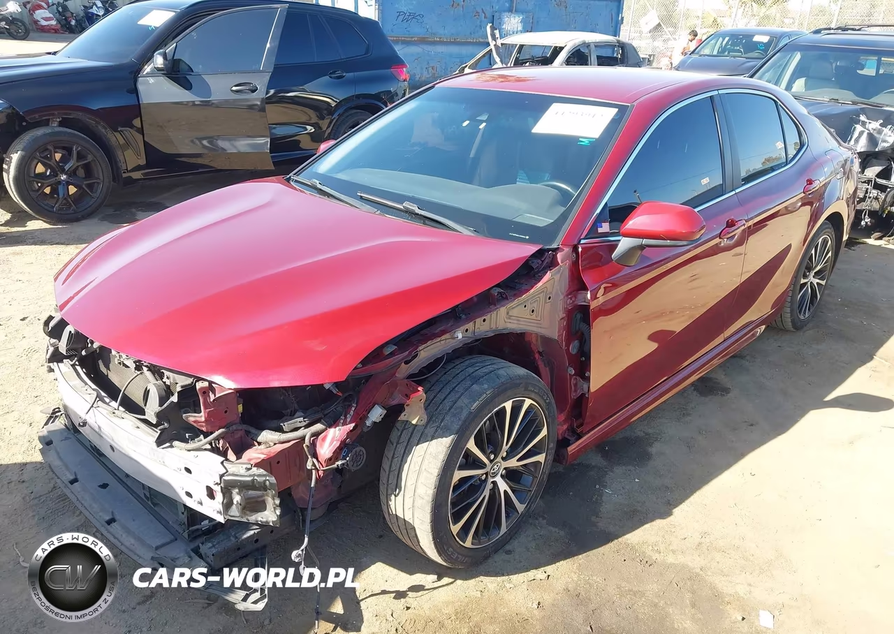 2018 Toyota Camry Hybrid Se VIN:4T1B21HK6JU506646 - 2