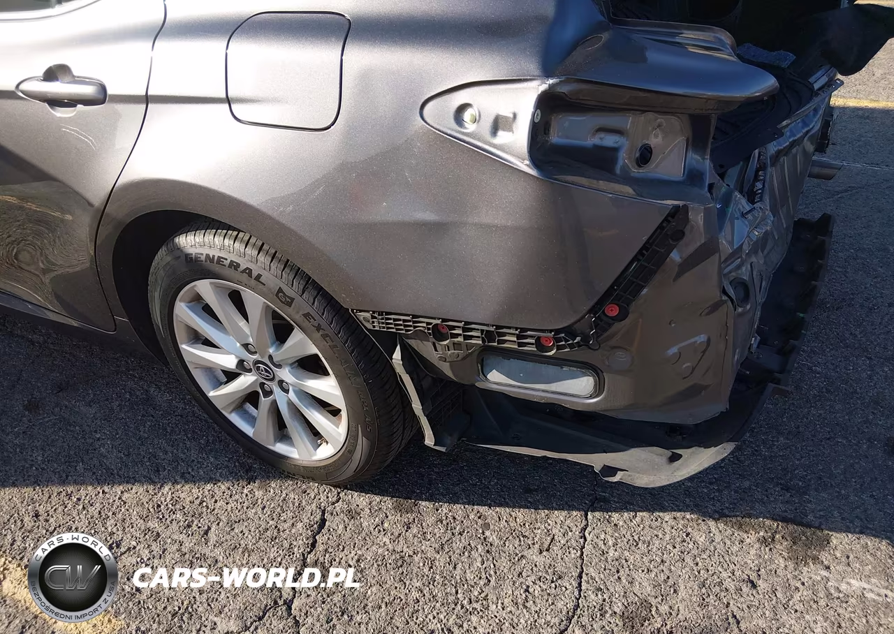 2019 Toyota Camry Le VIN:4T1B11HK3KU754406 - 21