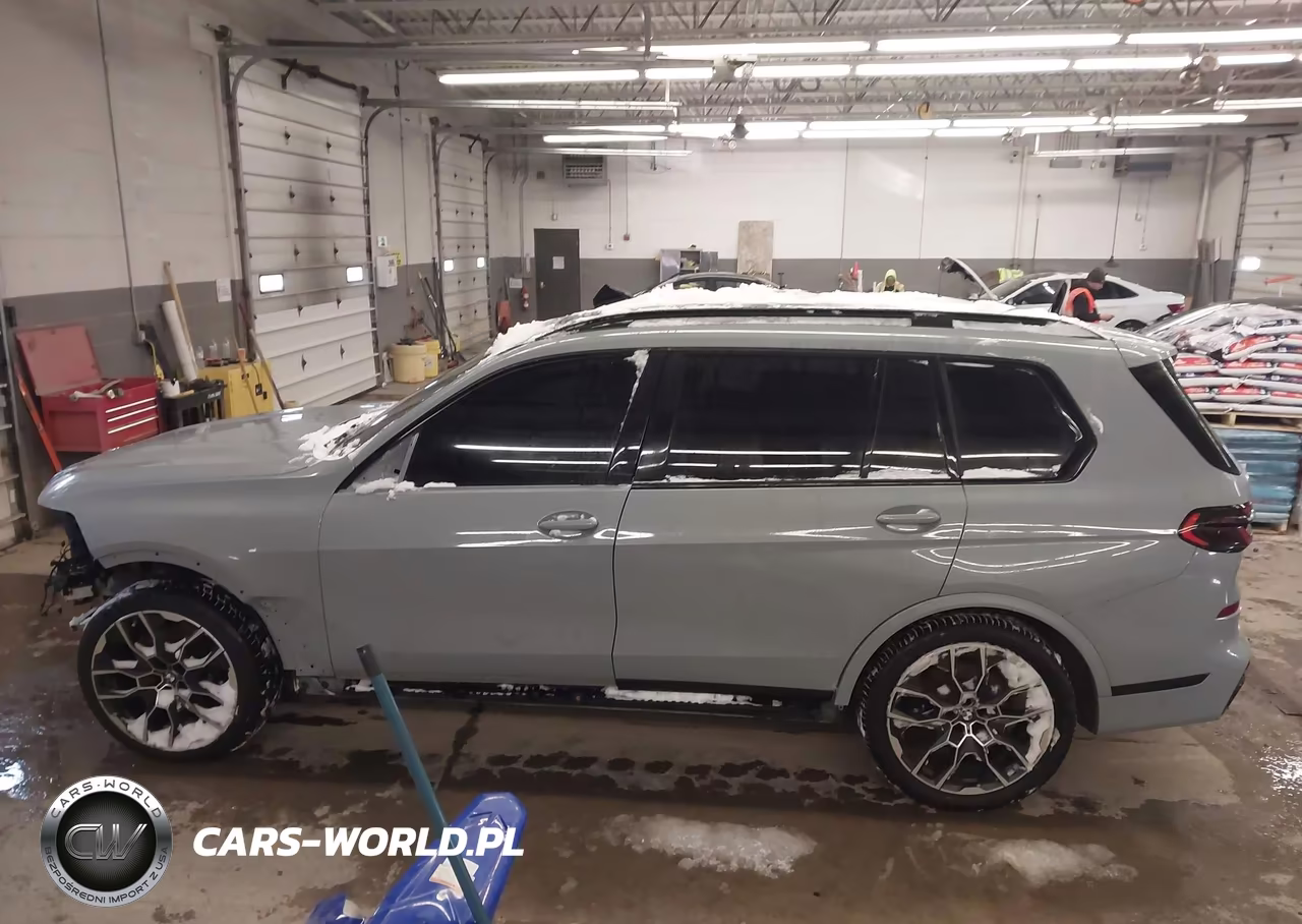2023 BMW X7 xDrive40I VIN:5UX23EM04P9P24981 - 15