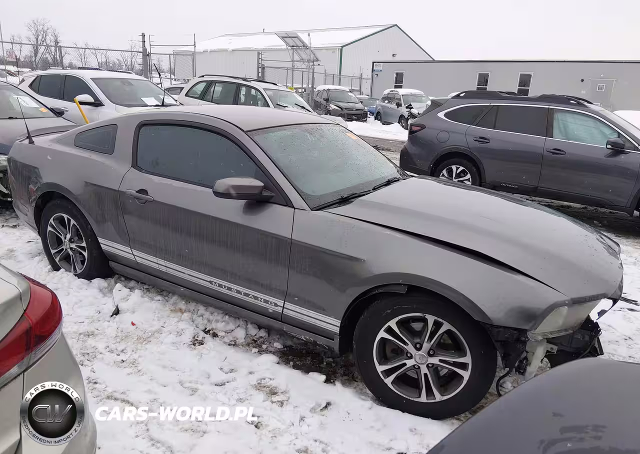 2013 Ford Mustang V6 Premium