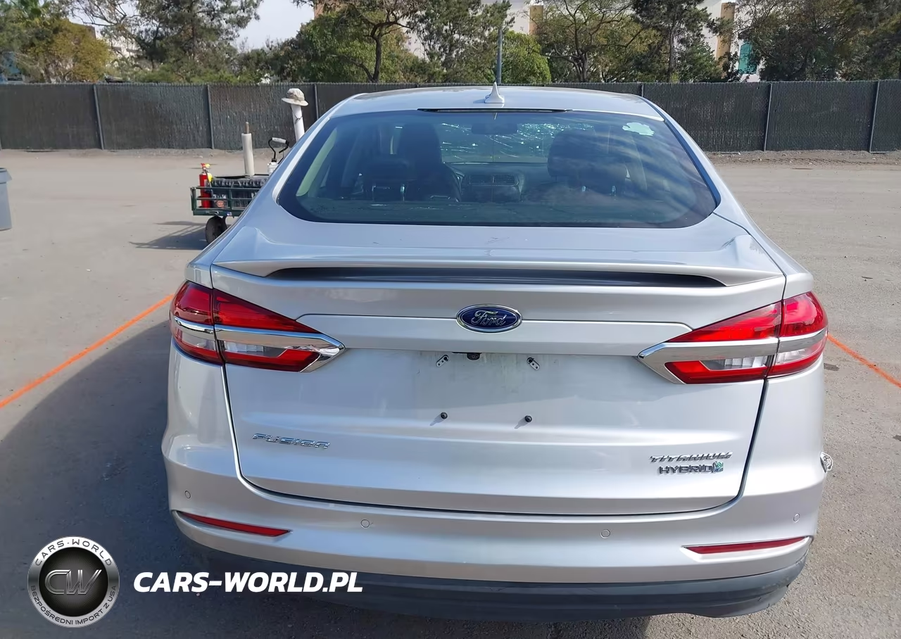 2019 Ford Fusion Hybrid Titanium VIN:3FA6P0RU8KR185449 - 16