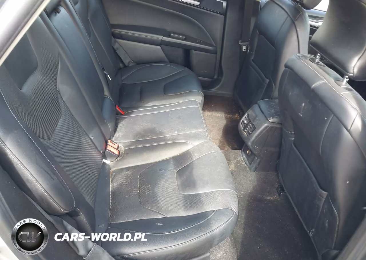 2019 Ford Fusion Hybrid Titanium VIN:3FA6P0RU8KR185449 - 8