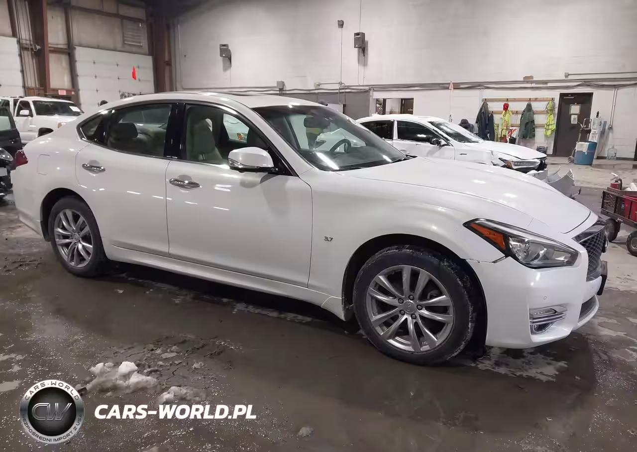 2015 Infiniti Q70 3.7X
