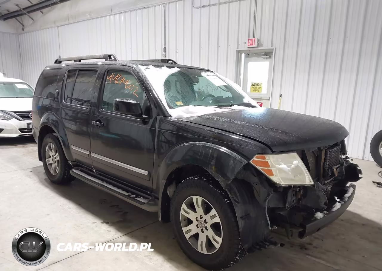 2011 Nissan Pathfinder Silver
