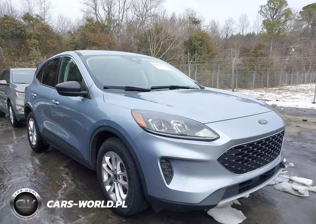 2022 Ford Escape Se