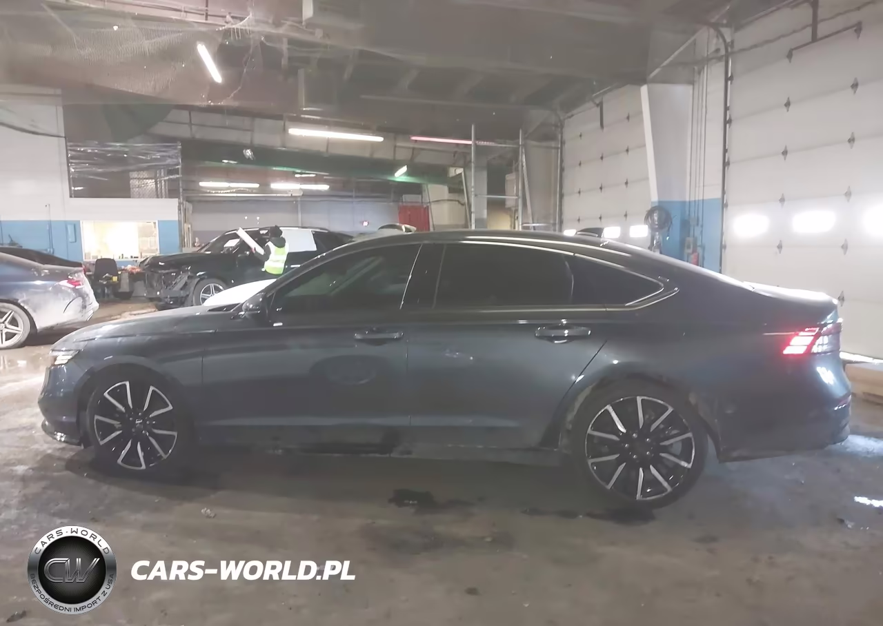2024 Honda Accord Hybrid Touring VIN:1HGCY2F83RA062578 - 14