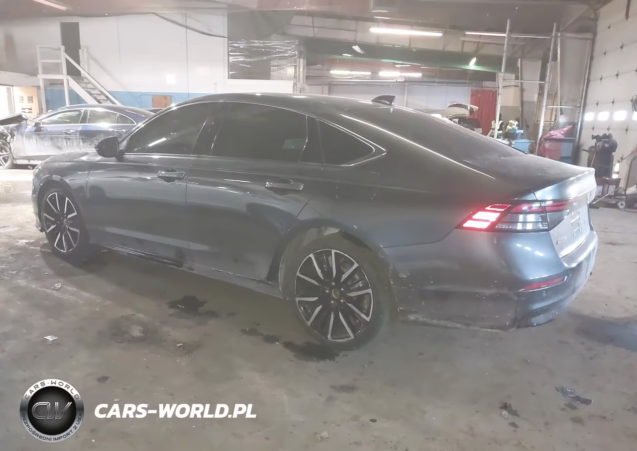 2024 Honda Accord Hybrid Touring VIN:1HGCY2F83RA062578 - 3