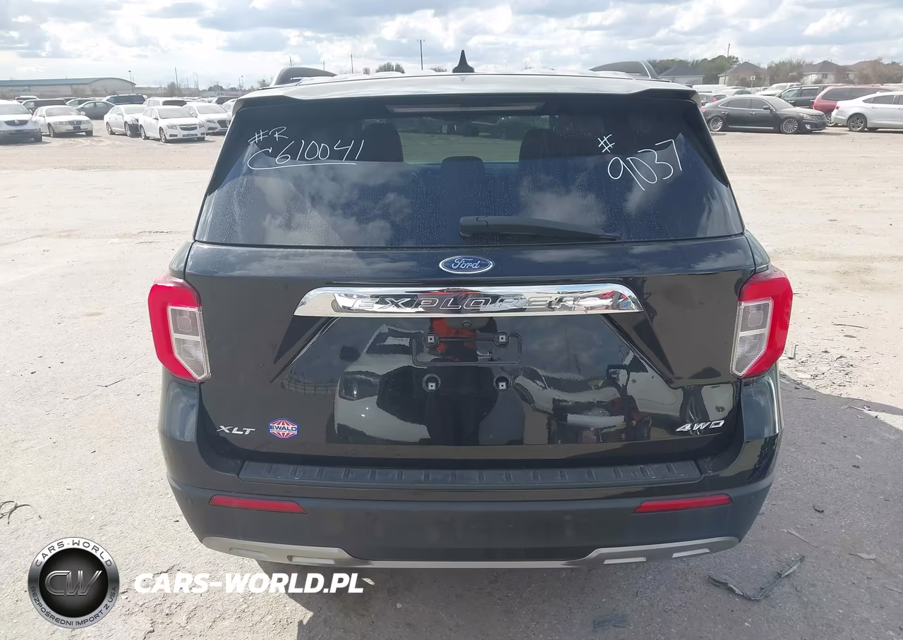 2023 Ford Explorer Xlt VIN:1FMSK8DH5PGA69037 - 17