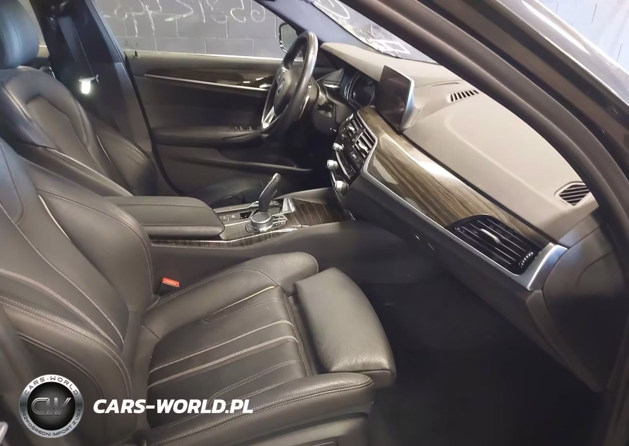 2019 BMW 530I xDrive VIN:WBAJA7C55KG909943 - 5