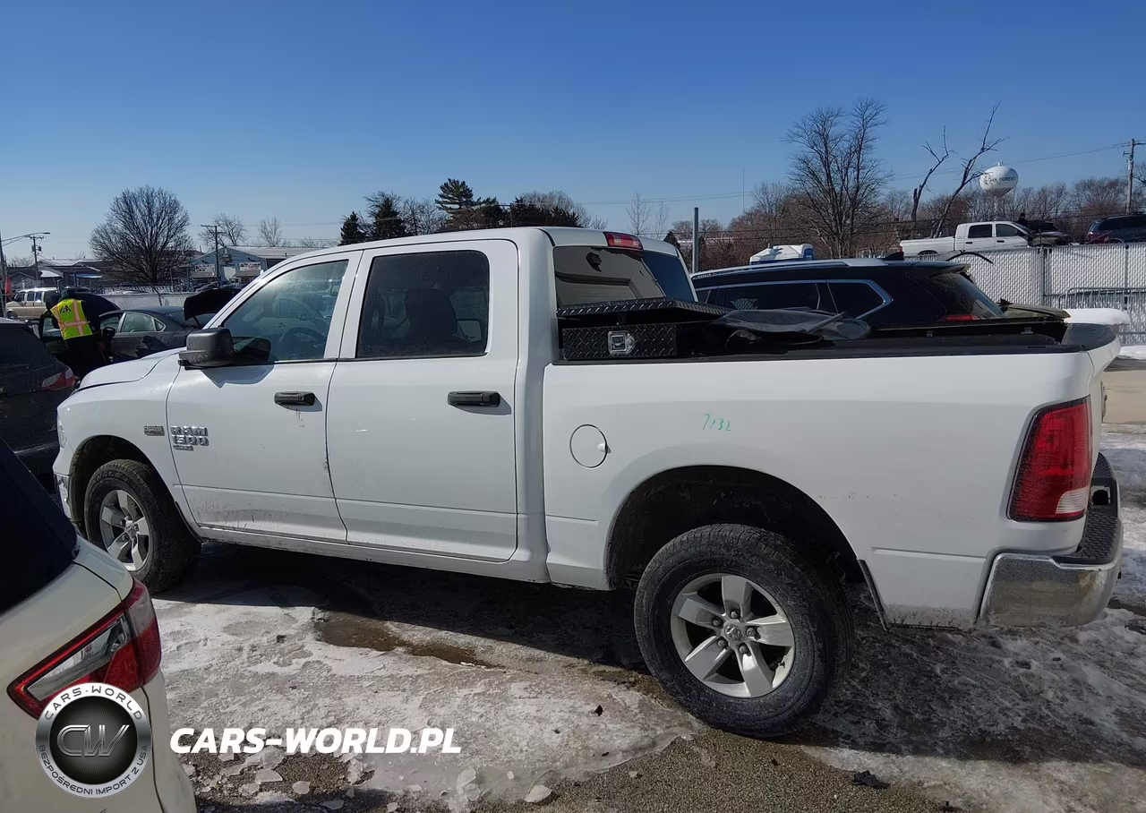 2020 Ram 1500 Classic Tradesman 4X4 5'7 Box VIN:3C6RR7KT2LG130947 - 14