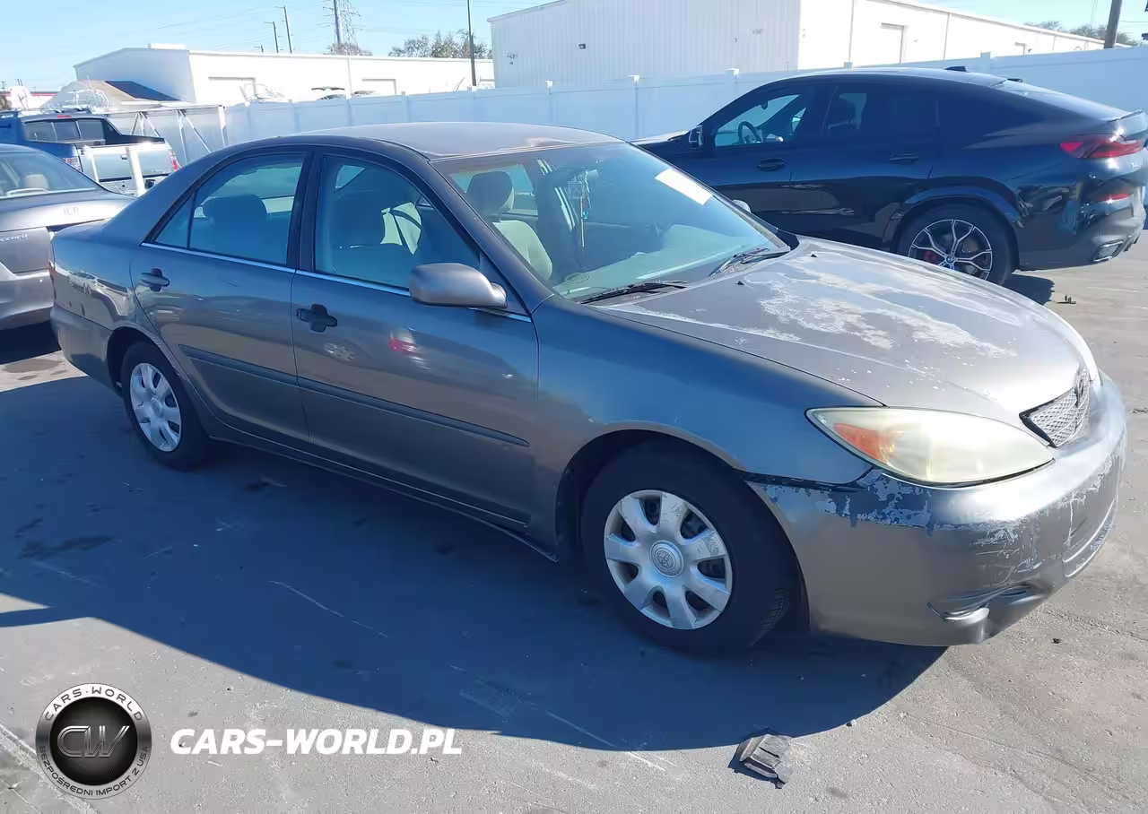 2004 Toyota Camry Le