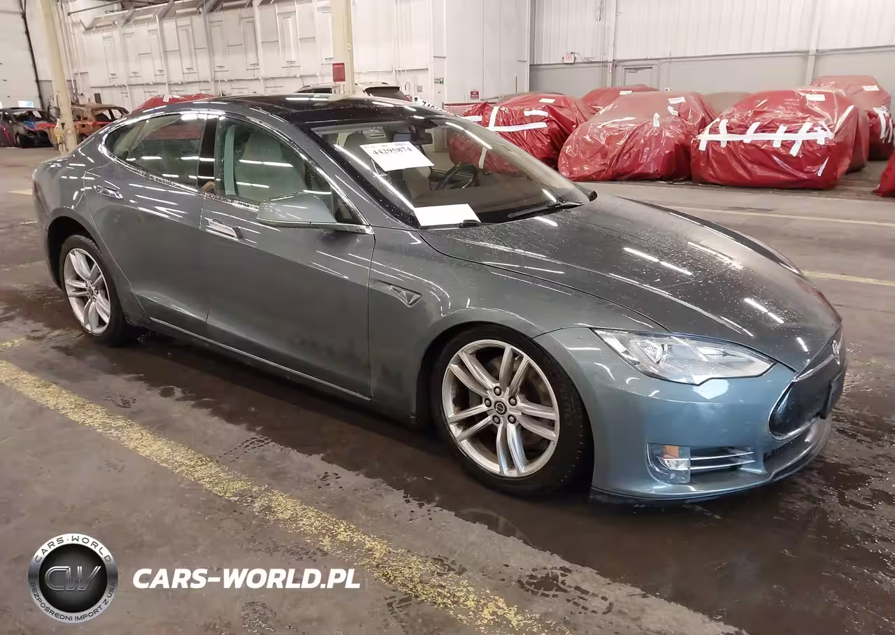 2013 Tesla Model S