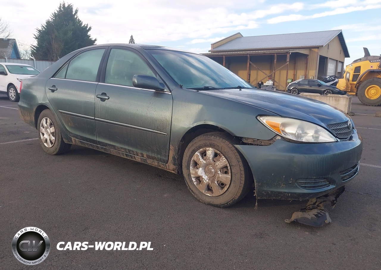 2004 Toyota Camry Le