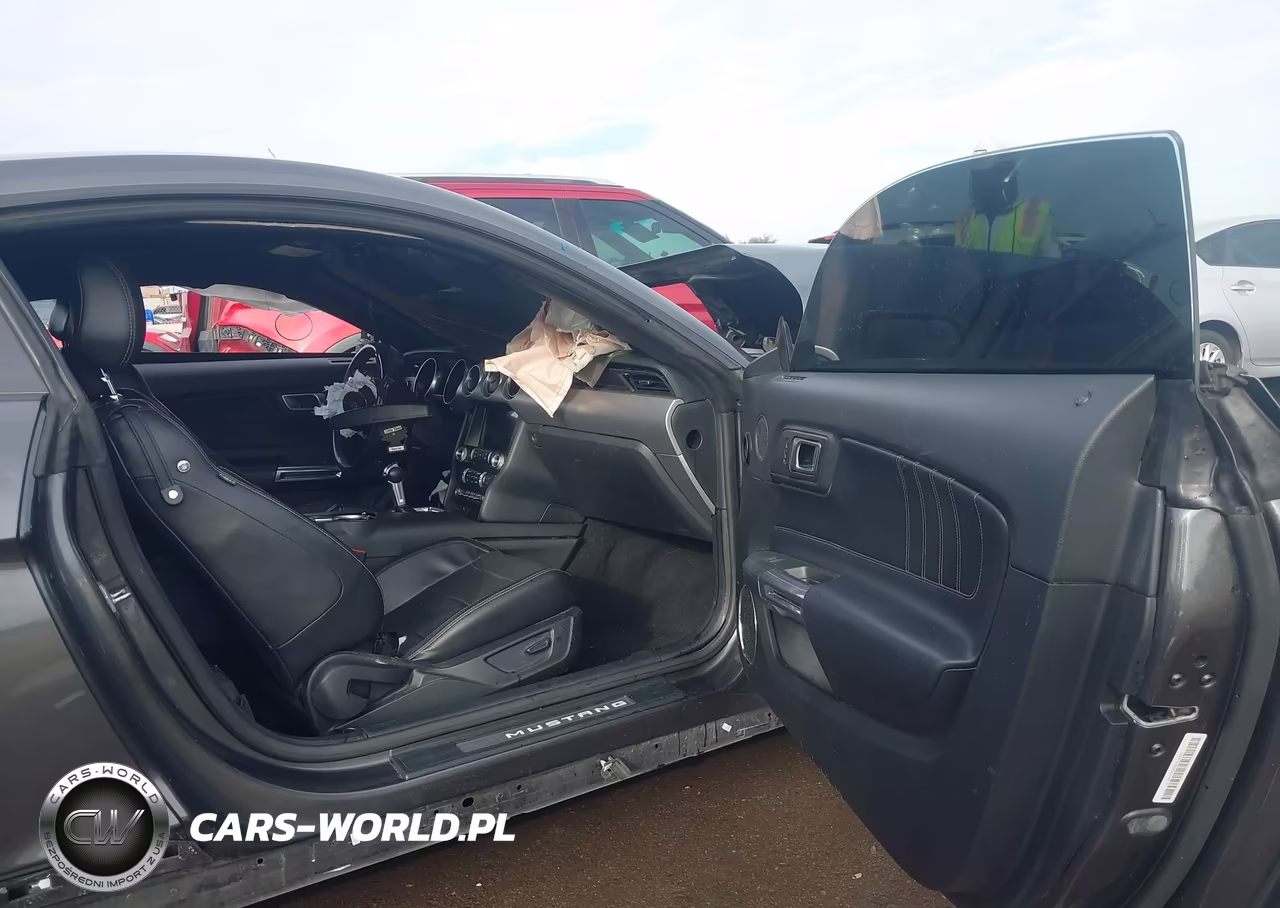 2020 Ford Mustang Gt Premium Fastback VIN:1FA6P8CFXL5131163 - 5