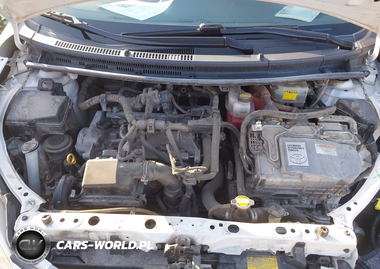 2013 Toyota Prius C Two VIN:JTDKDTB30D1556010 - 10